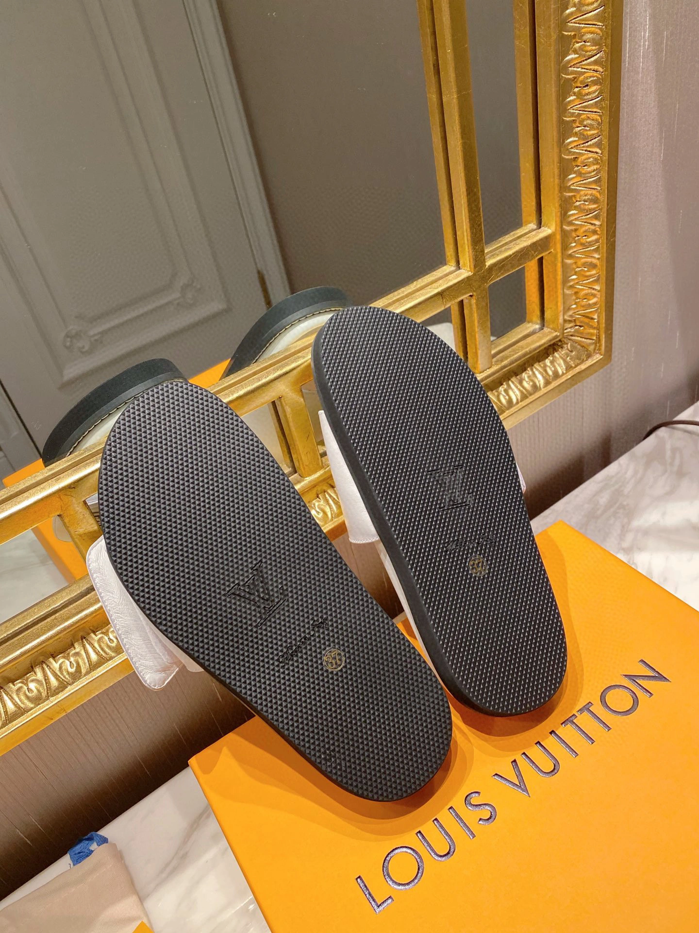 &OOBB--1A93SV Heel height4.5cm item:B-X032D2526L